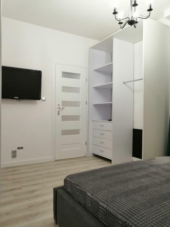 Time To Relax Apartment Zielona Gora  Bagian luar foto