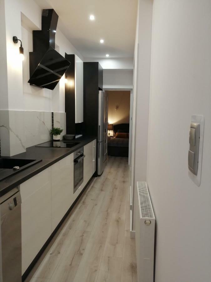Time To Relax Apartment Zielona Gora  Bagian luar foto