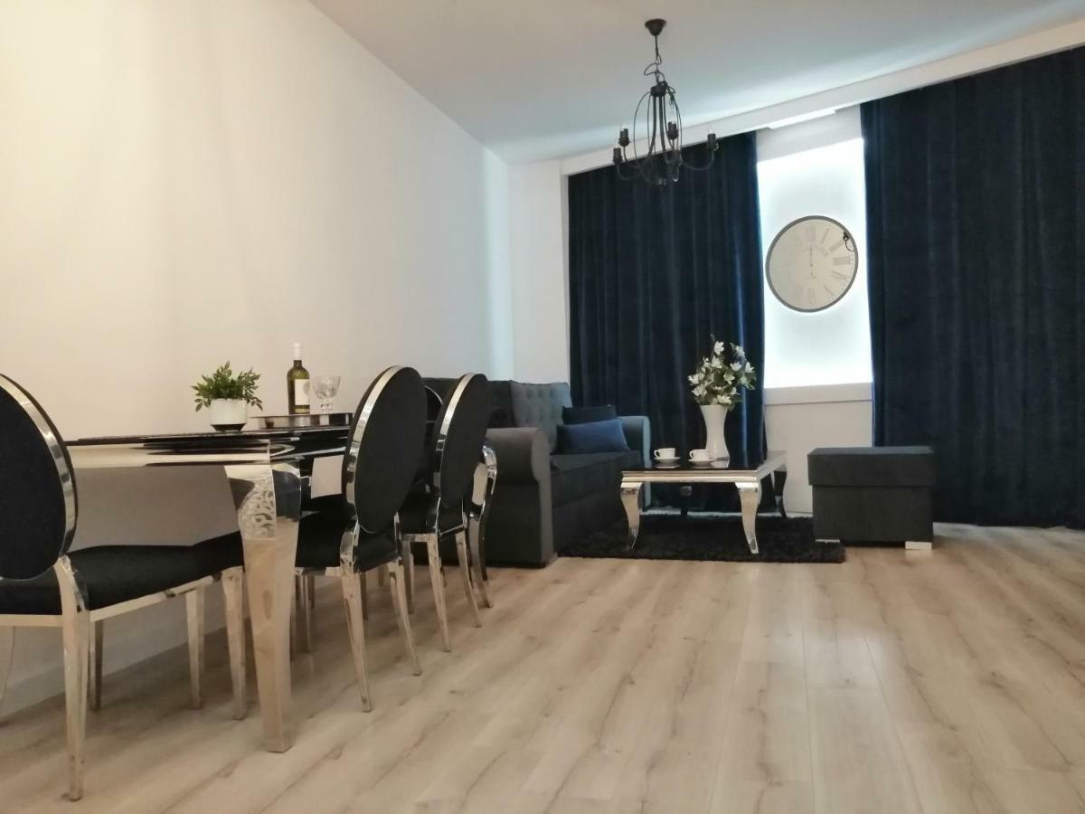 Time To Relax Apartment Zielona Gora  Bagian luar foto